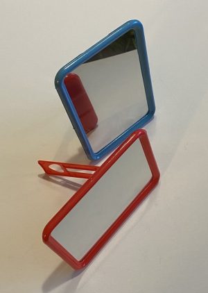 Kozmetikai tükör (18 cm x 15 cm)